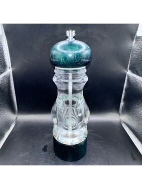 Vintage Cooks Club Acrylic/Lucite Wood Top Pepper Grinder Shaker Dark Blue Wood